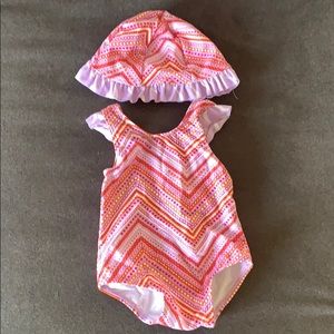 Bathing suit w matching hat